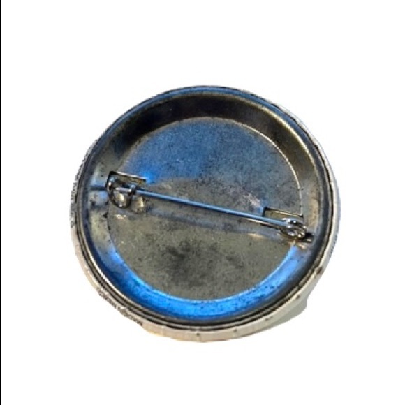 Vintage 90s Taco Bell Chihuahua Pinback Button “Yo Quiero Taco Bell” - Picture 3 of 3